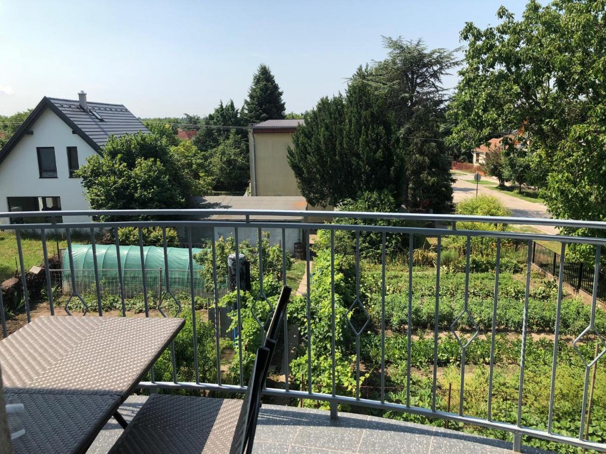 Dominik Apartmanhaz Velence Exterior foto